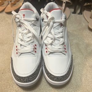 Men’s size 8 Jordan 3 Retro